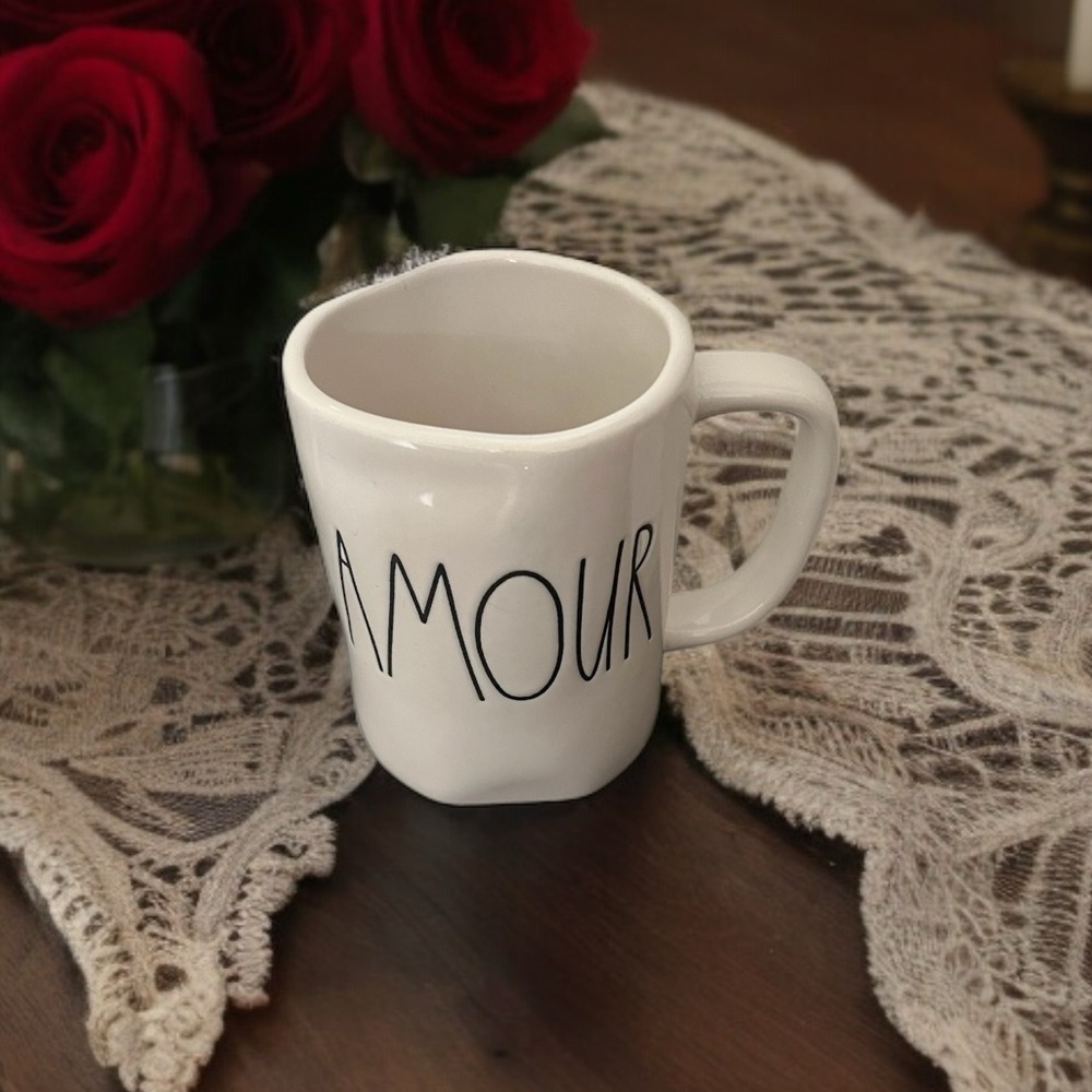NEW RAE DUNN Large AMOUR Mug